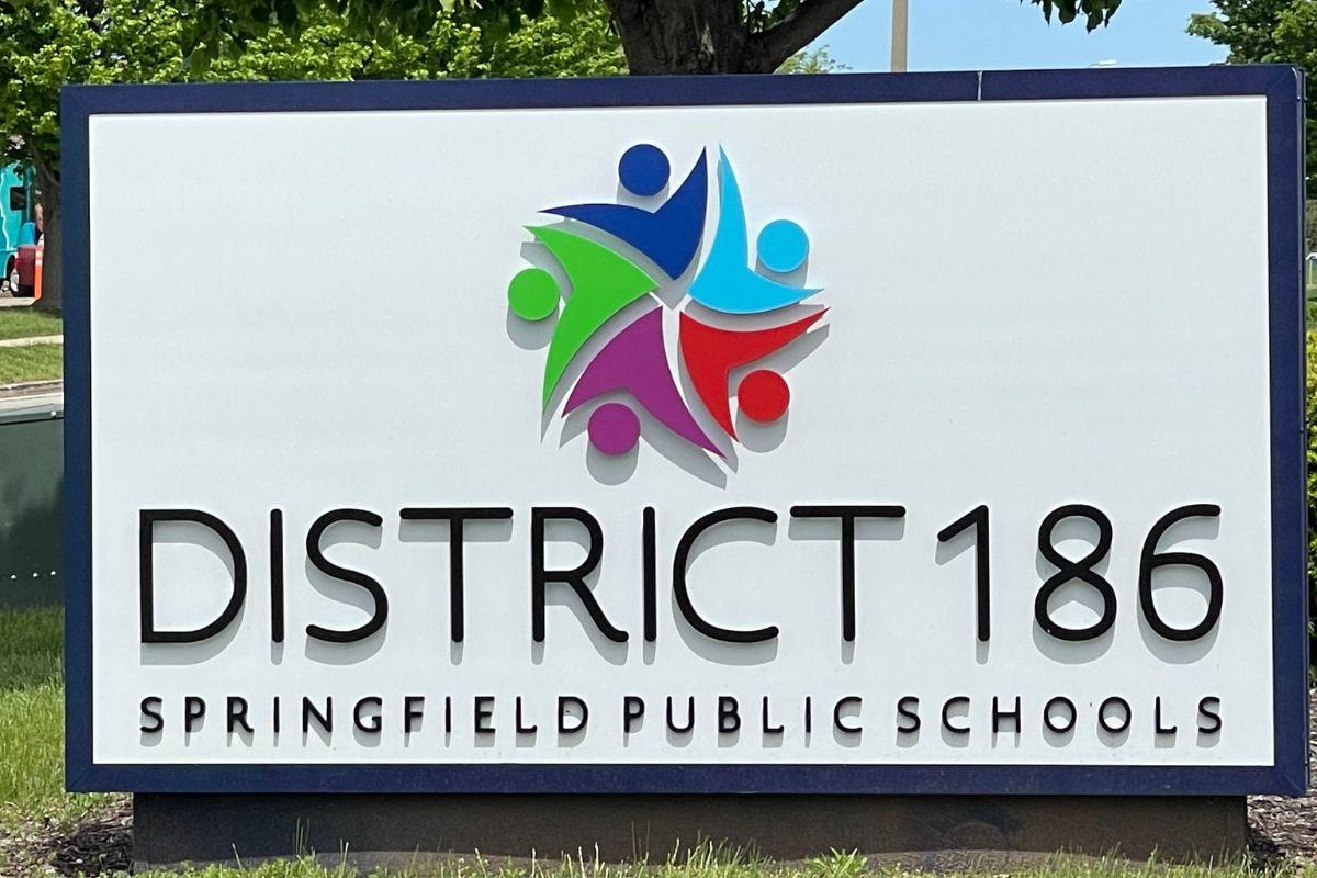 District 186 headquarters sign