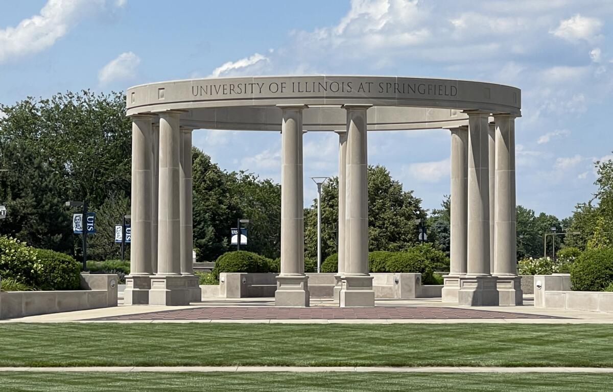 The colonnade at UIS
