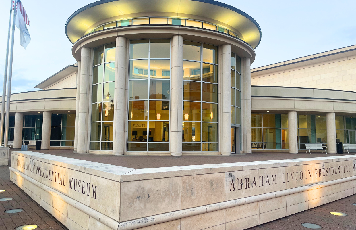 The Abraham Lincoln Presidential Library launches the ‘Picturing