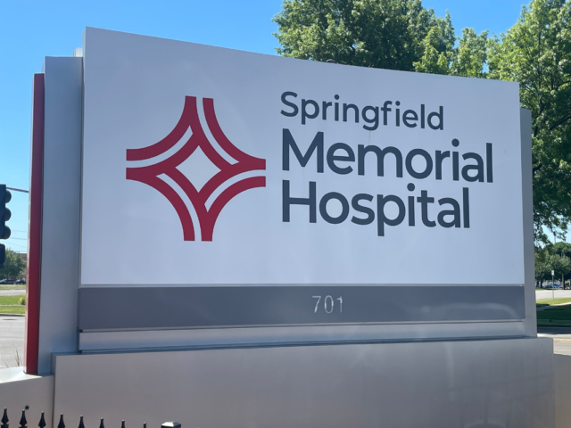 Springfield Memorial Hospital sign