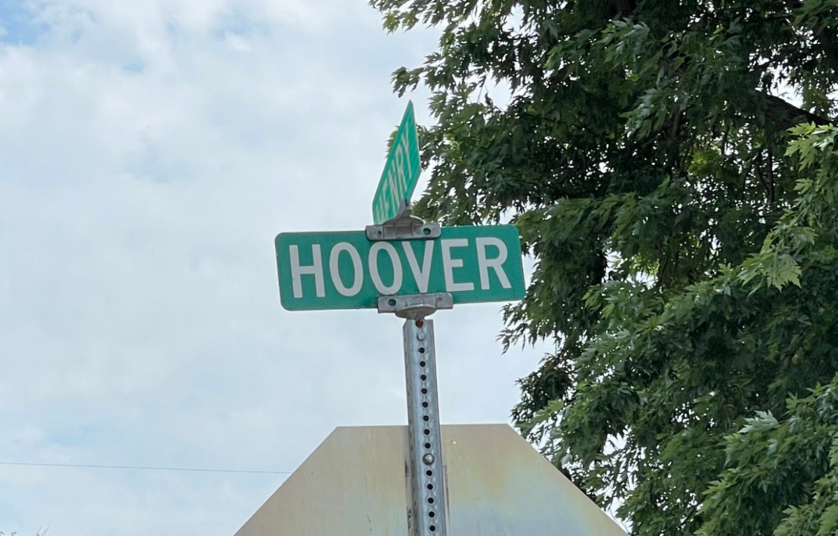 Hoover Ave. sign