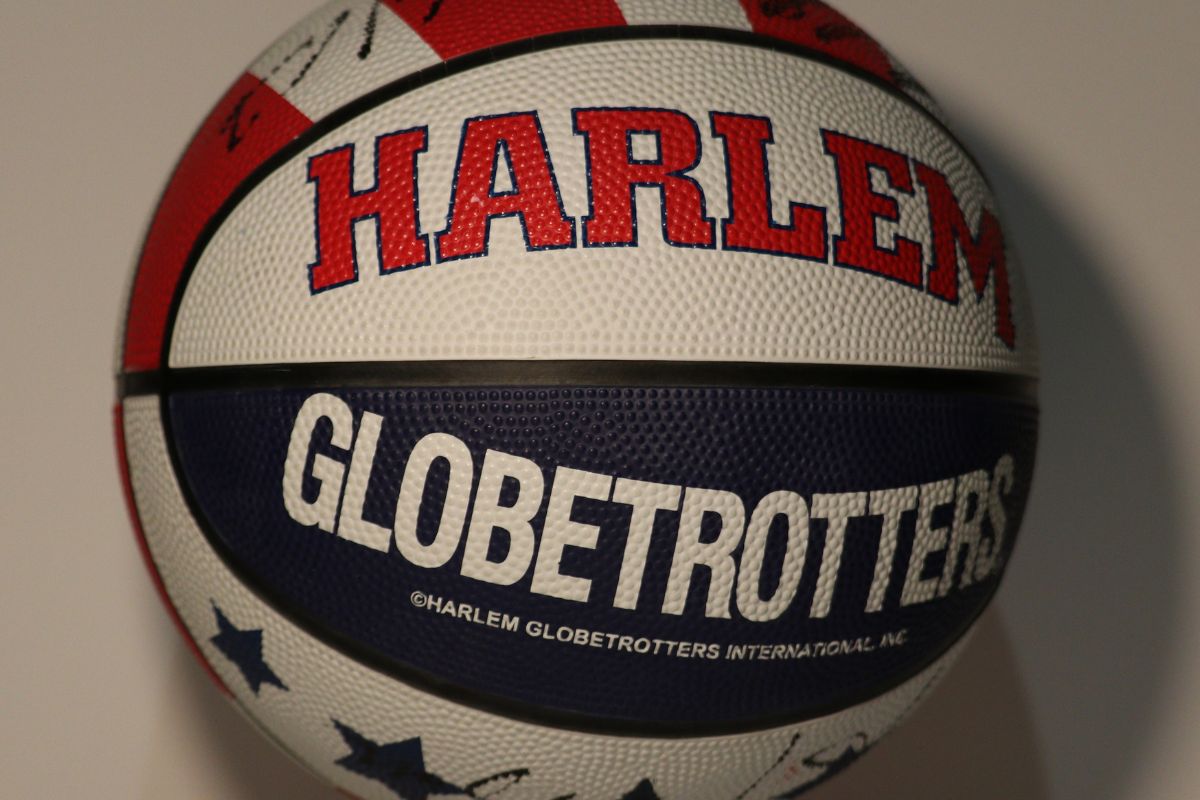 Harlem Globetrotters ball