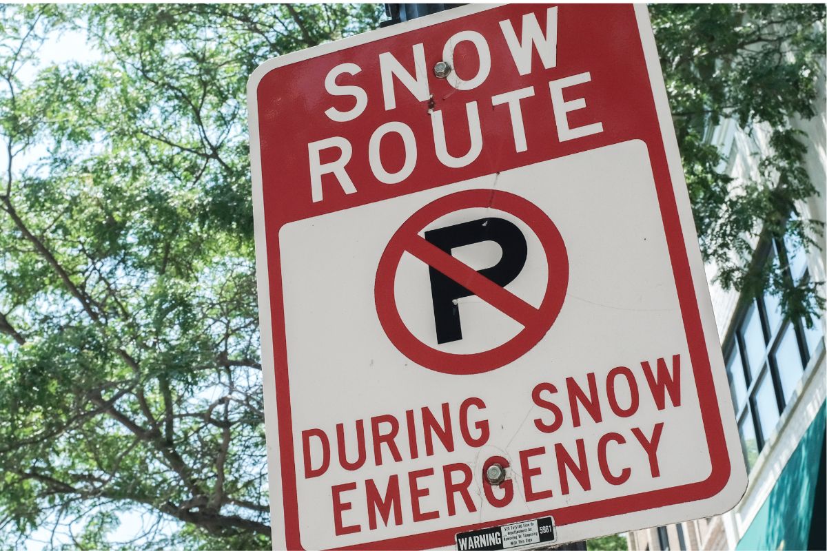 Snow Emergency sign