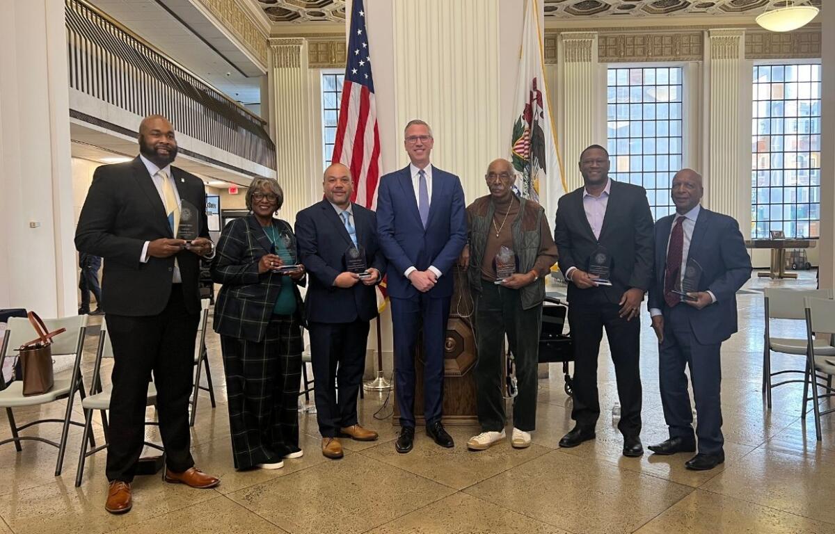 Treasurer Frerichs and Honorees of the Black History Month Awards Ceremony