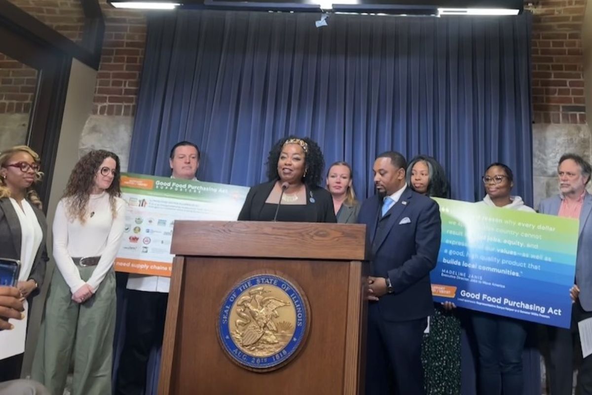 Rep. Sonya Harper, D-Chicago, explained the value of her bill to help small farmers at a press conference earlier this month. “Right now, public institutions across Illinois are required to choose the lowest bidder when they buy food. Now that might sound fair, but in practice, it leaves out small, local and community-based food businesses.” (photo by Simon Carr, Medill Illinois News Bureau)