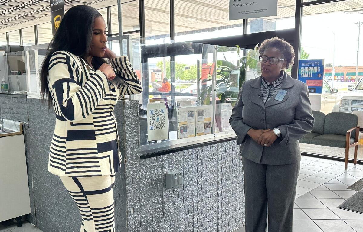 State Rep. Jehan Gordon-Booth, D-Peoria, talks about proposed "Clean Slate" legislation with Pamela Frazier, CEO, All-In-One, Monday, May 19, in Springfield.