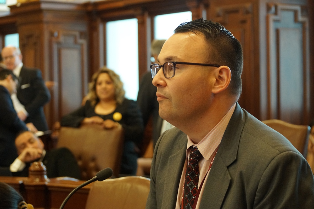State Sen. Mike Porfirio, D-Lyons Township, speaks on the Senate floor Wednesday in favor of his bill to limit the use of AI in community college instruction. (Capitol News Illinois photo by Peter Hancock)
