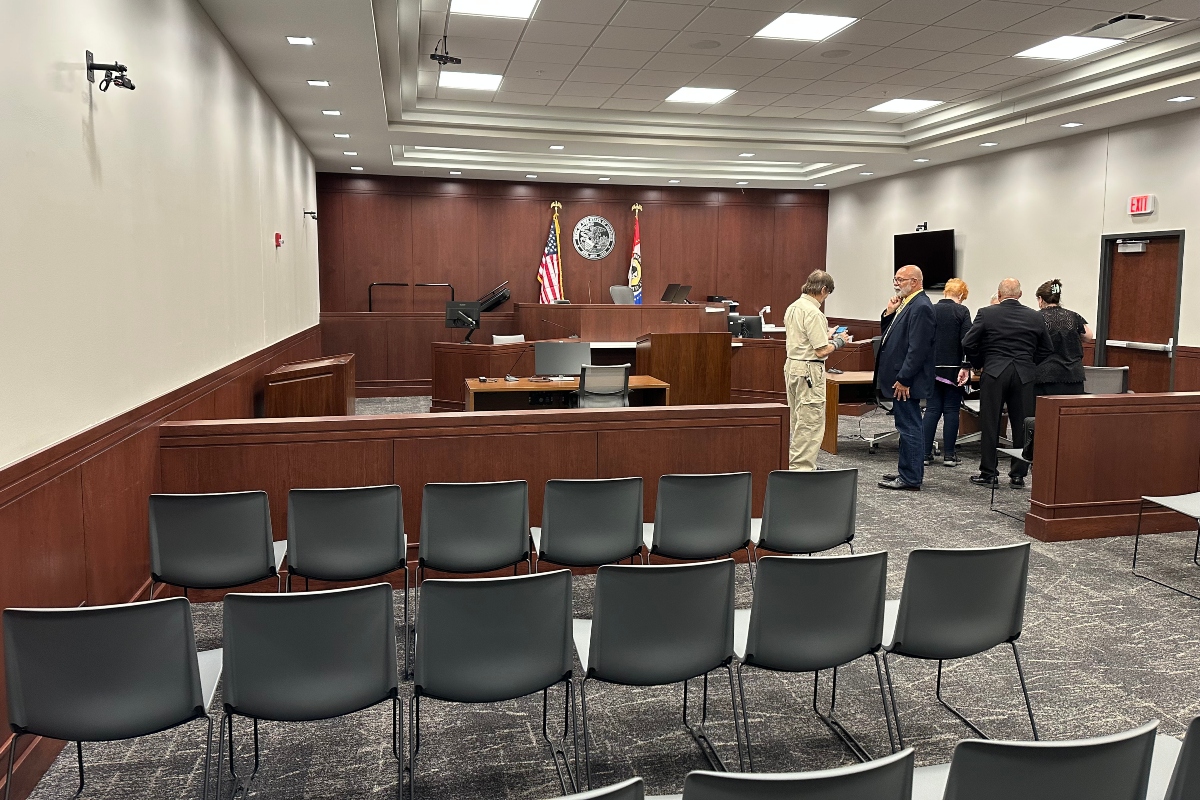 new sang. co. courtroom ws