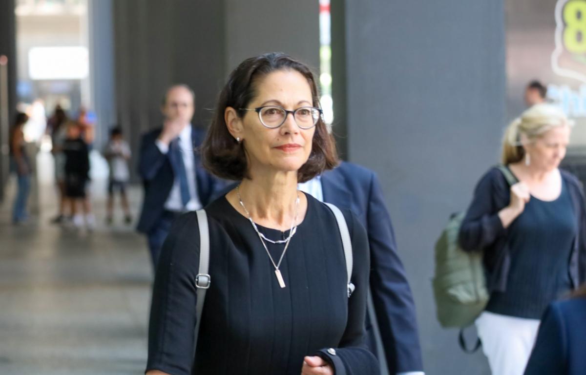 Former Commonwealth Edison CEO Anne Pramaggiore walks out of Chicago’s Dirksen Federal Courthouse on Monday, July 21, after being sentenced to two years in prison and a $750,000 fine in connection to a bribery scheme centered on former Illinois House Speaker Michael Madigan. (Capitol News Illinois photo by Andrew Adams)