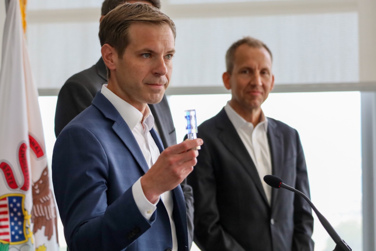 Infleqtion CEO Matthew Kinsella displays one of his company’s “quantum cores,” which form the basis of the quantum technology developed by Infleqtion. (Capitol News Illinois photo by Andrew Adams)