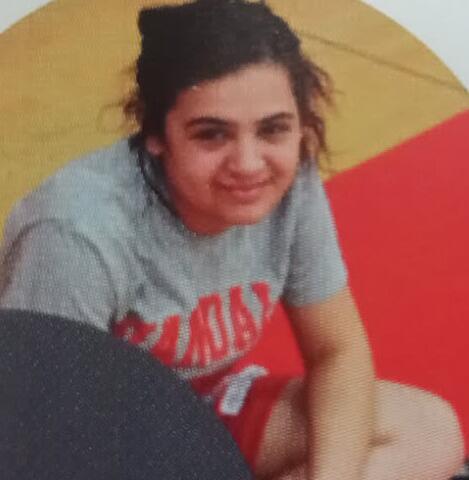 Mackenzi Felmlee, pictured here in a 2019 Vandalia High School yearbook just before she was taken into DCFS custody. (Via Vandalia High School yearbook)