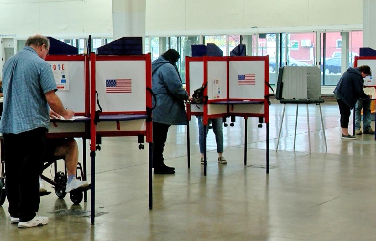 Voters cast their ballots in Springfield during the 2024 general election in November. (Capitol News Illinois photo by Andrew Campbell)