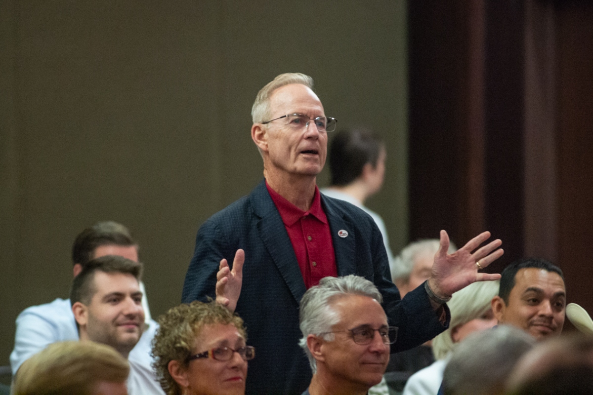 Former Illinois Republican Party Chair Don Tracy tells a crowd of Republicans in Springfield that he will run for U.S. Senate in 2026. (Capitol News Illinois photo by Jerry Nowicki)