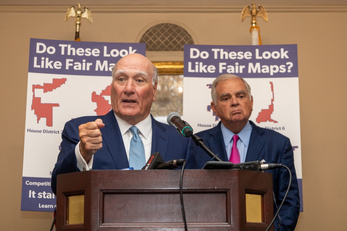 Bill Daley, left, and Ray LaHood, right, speak at a launch event for their campaign to change how Illinois draws its legislative maps. (Capitol News Illinois photo by Andrew Adams)