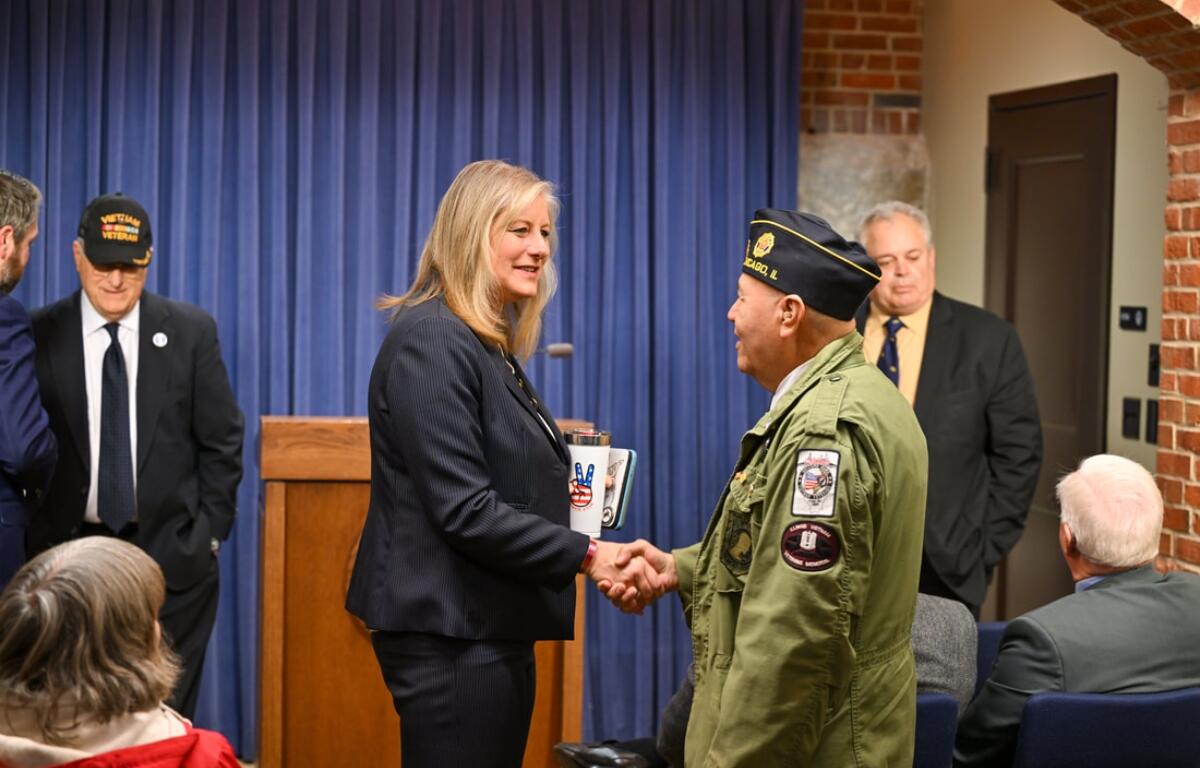 State Rep. Stephanie Kifowit is a candidate for Illinois Comptroller.