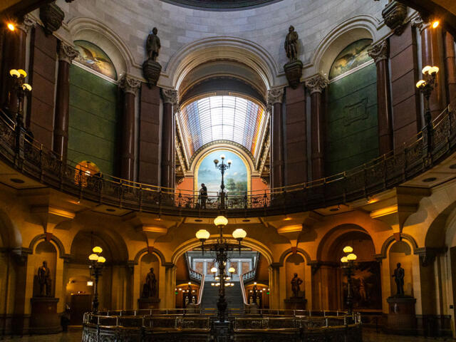 The view outside the governor’s second-floor office in the Illinois State Capitol building in Springfield. Above, the larger rail separates the House and Senate chambers. (Capitol News Illinois photo by Andrew Adams)