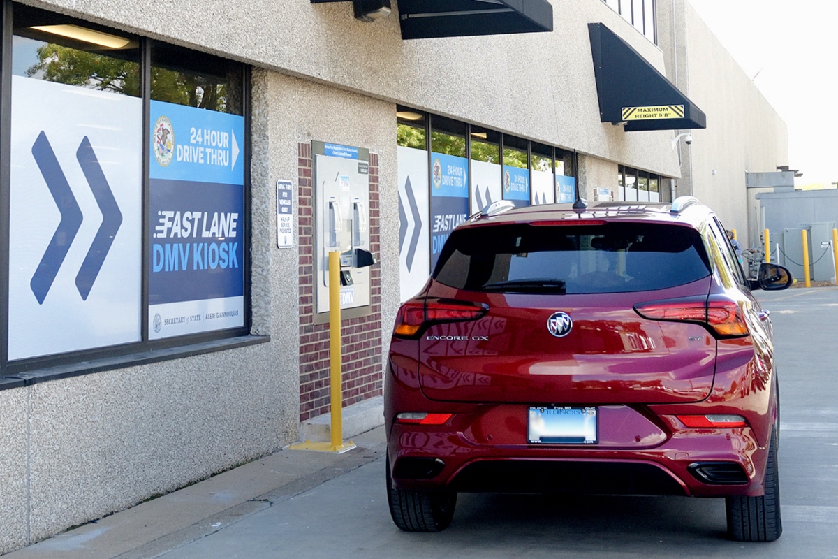 A drive-through Illinois Secretary of State DMV station is now available.