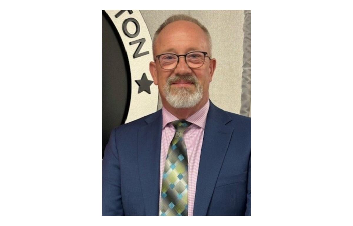 Tim Gleason, resigning Decatur City Manager