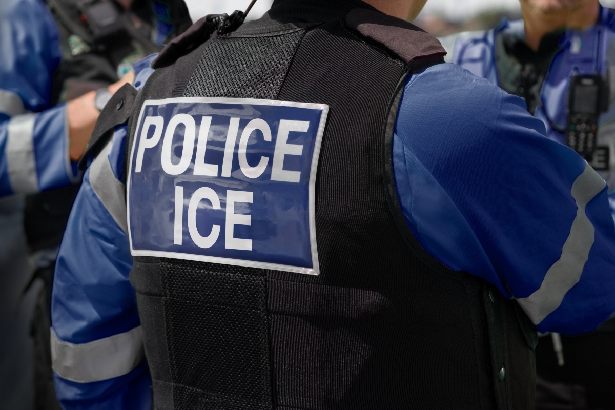 ICE agents