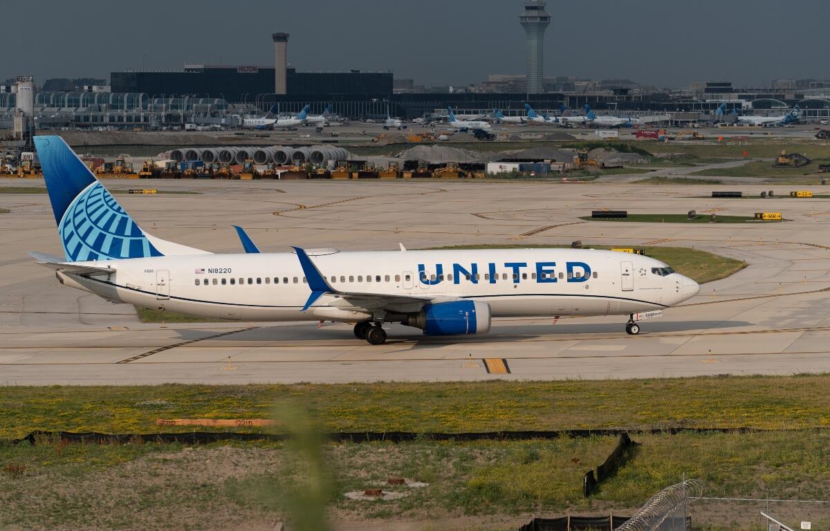 United Airlines plane in Chicago