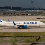 United Airlines plane in Chicago