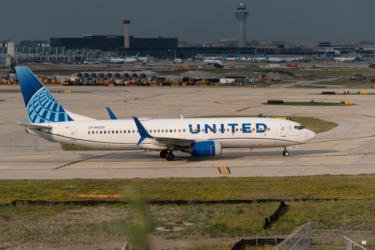 United Airlines plane in Chicago