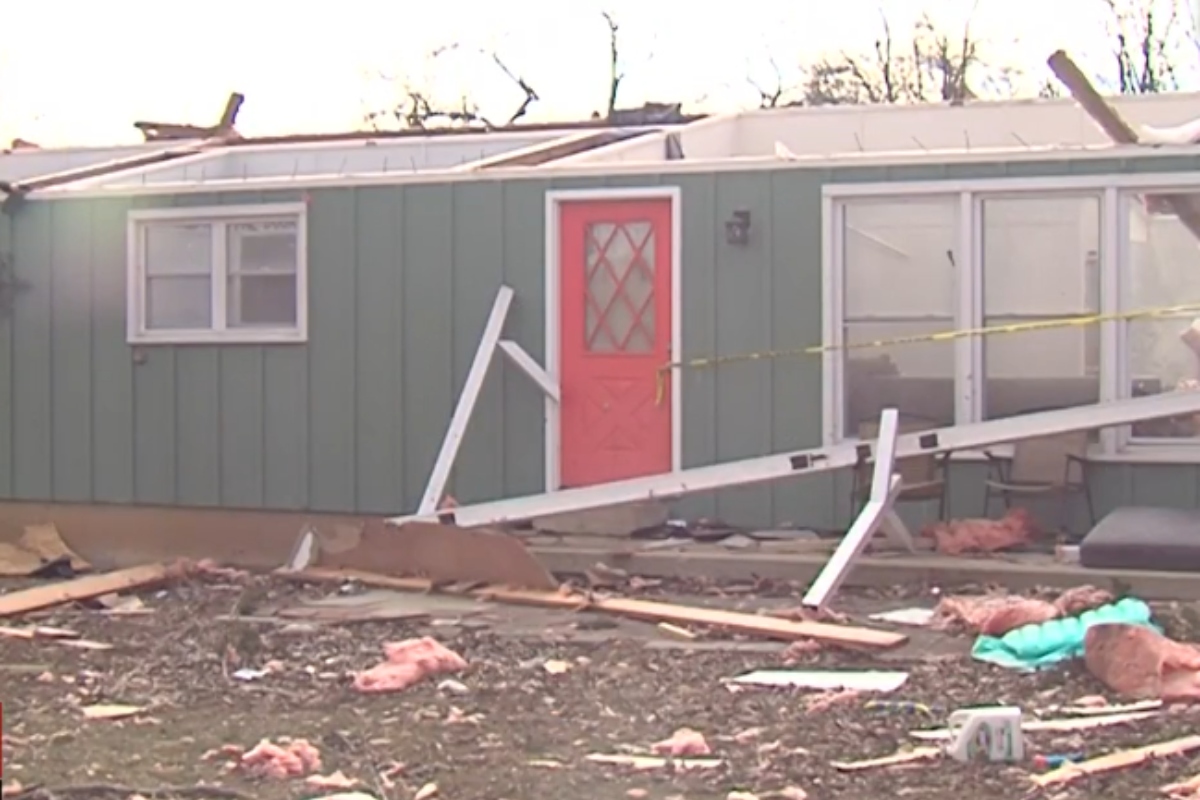 After an EF-2 tornado ripped through Long Creek, the roof of a home on Skyline Drive is a pile of debris and the family's life is turned upside down.
