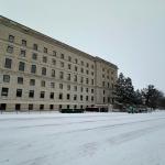 More than 4 inches of snow fell near the Illinois Capitol in Springfield by Sunday morning.
