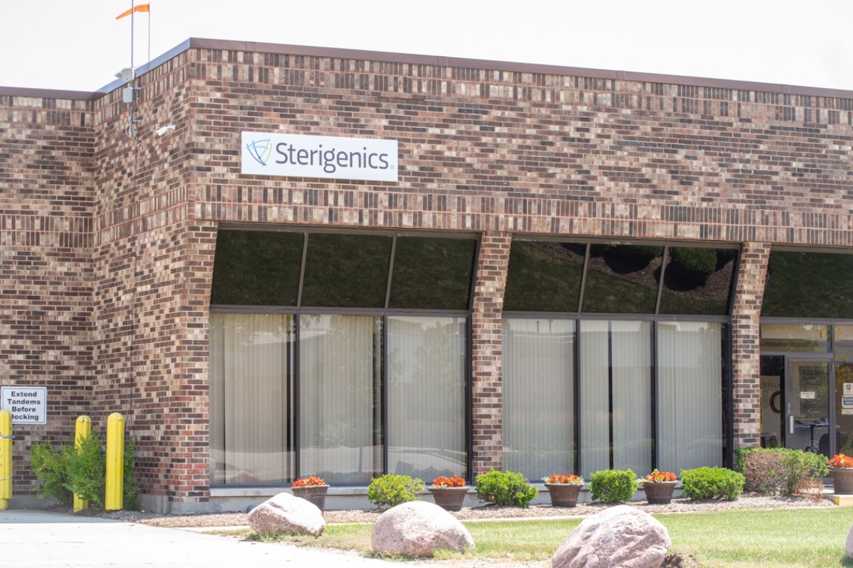 The now-closed Sterigenics medical supply sterilization facility is pictured in Willowbrook in 2019. (Capitol News Illinois file photo)