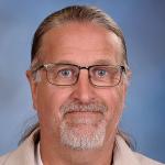 Doug Thurman, a surgical technologist in the Surgical Services department, received the award.