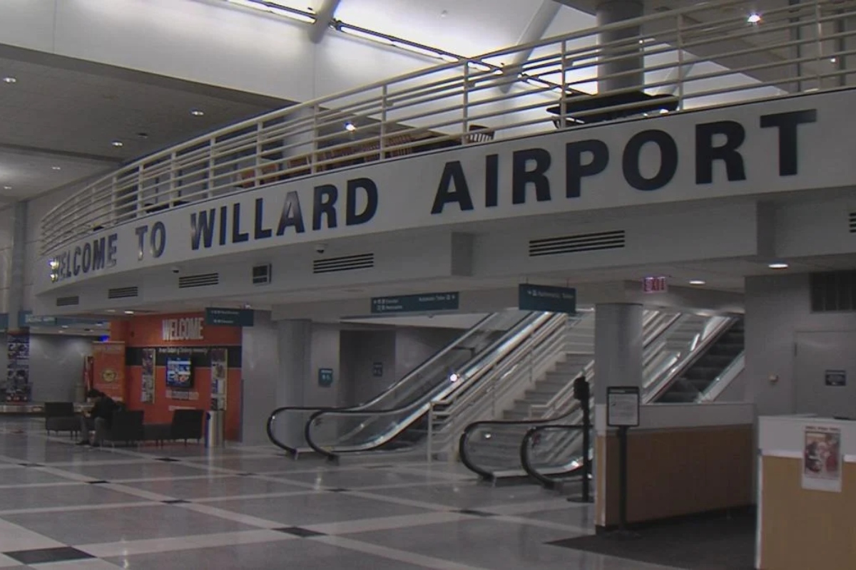 U of I Willard Airport