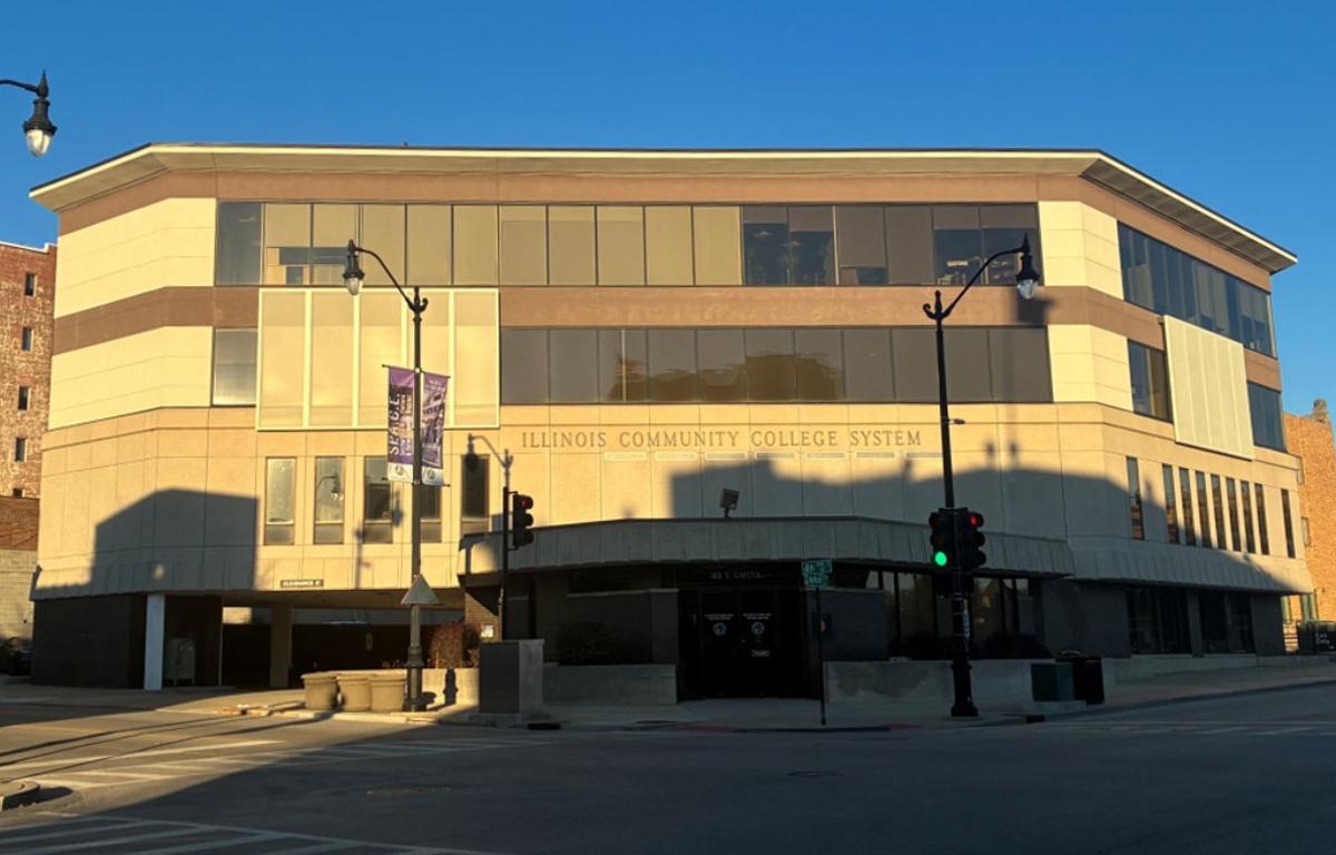 The Illinois Community College System headquarters is pictured in downtown Springfield. (Medill Illinois News Bureau photo by Reece Dower)