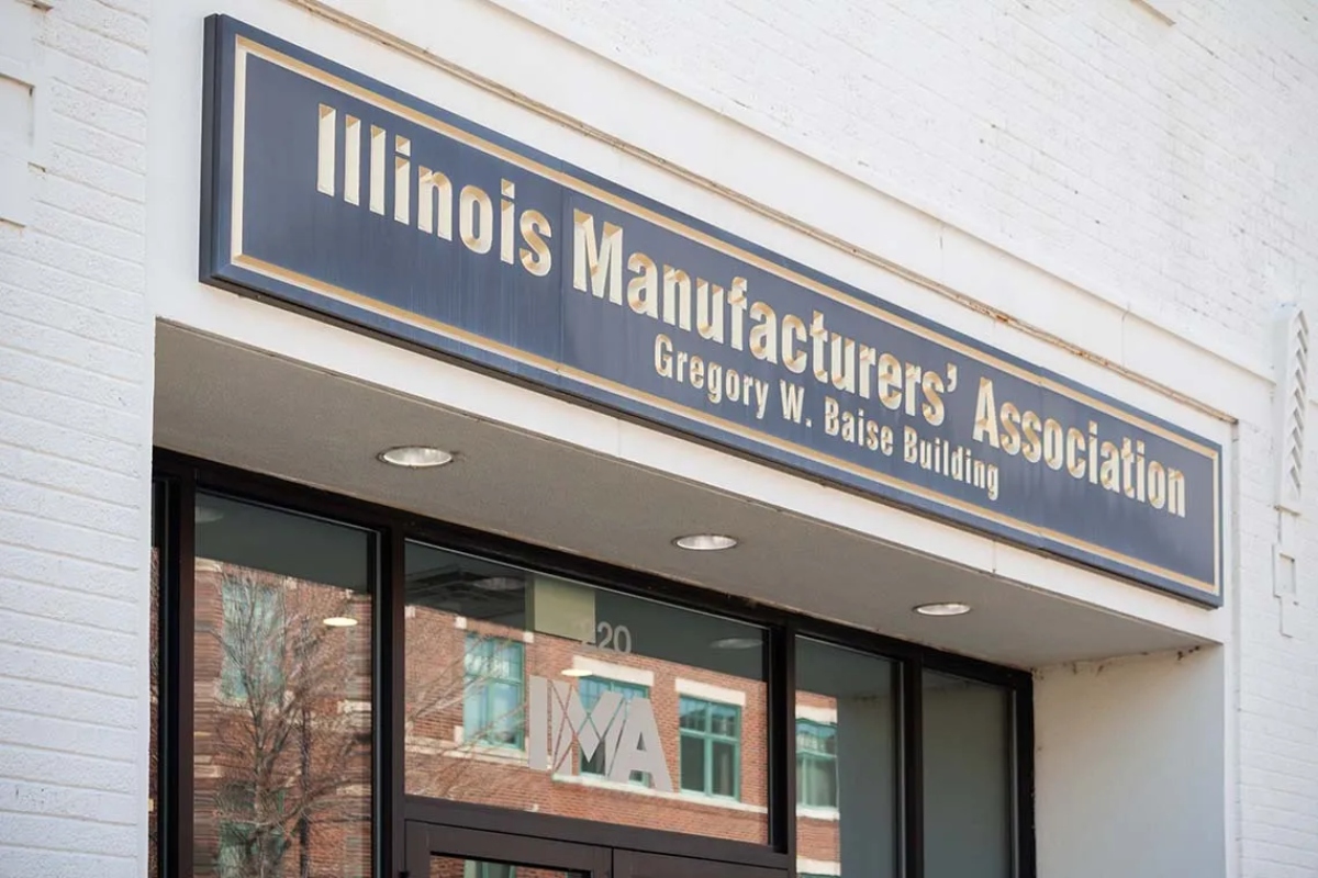 The Illinois Manufacturers’ Association building, located in Springfield. The IMA is one of over a dozen organizations petitioning the Illinois Commerce Commission to end workshops researching the future of natural gas in Illinois. (Capitol News Illinois photo by Jenna Schweikert)