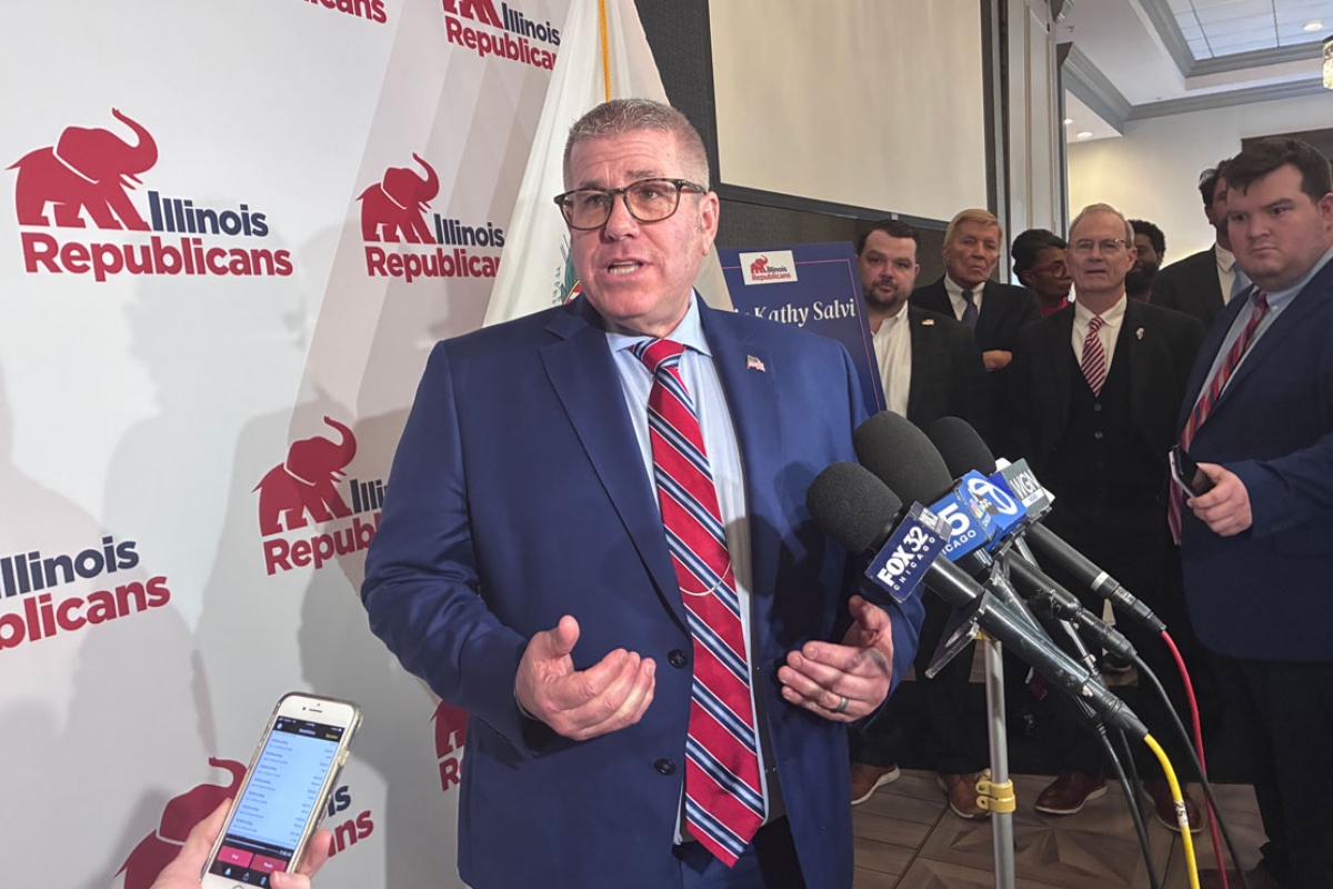 Republican nominee for governor Darren Bailey speaks to reporters following a Republican Party breakfast in Naperville on March 18, 2026. (Capitol News Illinois photo by Ben Szalinski)