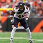FILE - Chicago Bears middle linebacker Tremaine Edmunds looks on during an NFL football game against the Cincinnati Bengals on Nov. 2, 2025, in Cincinnati. (AP Photo/Jeff Dean, File)