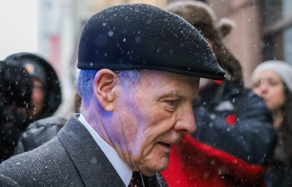 Former Illinois House Speaker Michael Madigan leaves Chicago's Dirksen Federal Courthouse after a jury convicted him on 10 of 23 corruption charges on Feb. 12, 2025. (Capitol News Illinois photo by Andrew Adams)