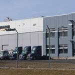 The 700,000 square-foot Amazon fulfillment is one of several in the area south of Joliet. (Medill Illinois News Bureau photo by Gabriel Matias Castilho)