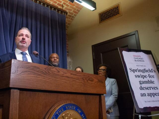 Ben Jackson of the Illinois Bankers Association urges lawmakers to repeal a state law that prohibits financial institutions from charging fees on the tax and tip portion of debit card transactions. (Capitol News Illinois photo by Jerry Nowicki)
