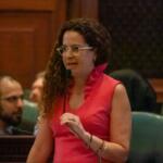 Rep. Mary Beth Canty, D-Arlington Heights speaks on the House floor April 17. Canty is the sponsor on a contentious human composting bill. (Capitol News Illinois photo by Jenna Schweikert)
