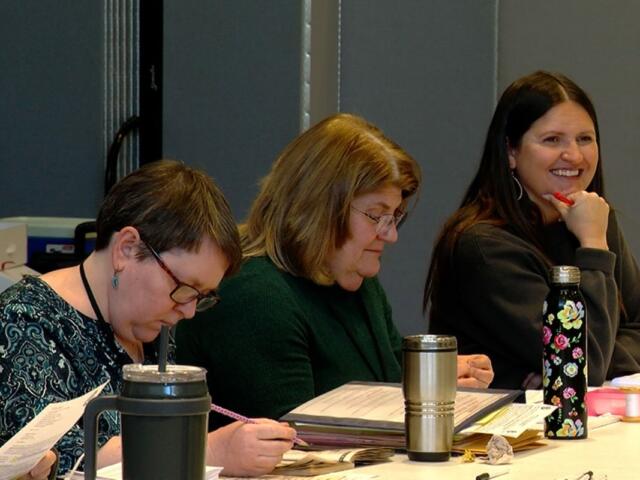 Sangamon County election judges run the 2026 March primary election. (Capitol News Illinois photo by Andrew Campbell)