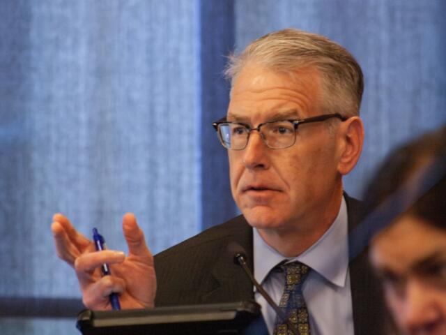 State Sen. John Curran speaks in committee May 20. Later amendments removed some Republicans’ concerns about an auditing provision. (Capitol News Illinois photo by Jenna Schweikert)