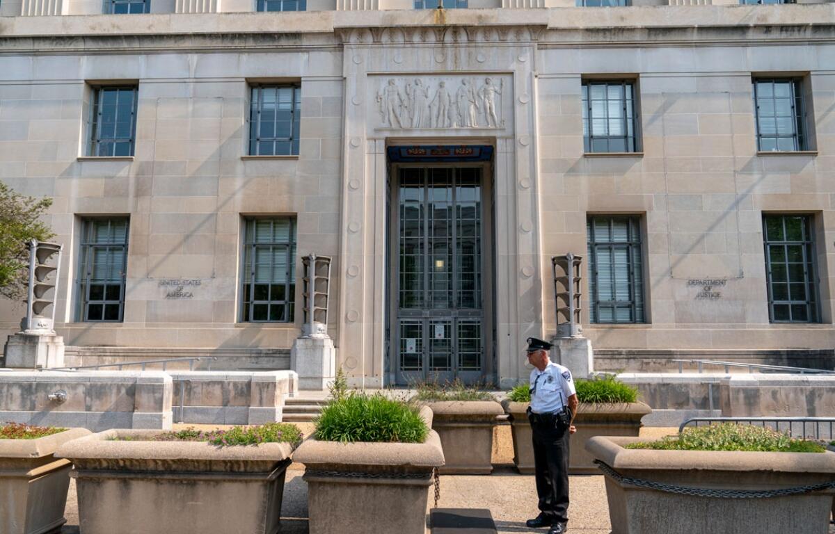 The Robert F. Kennedy Department of Justice Building in Washington, D.C. (AP Photo/Alex Brandon)