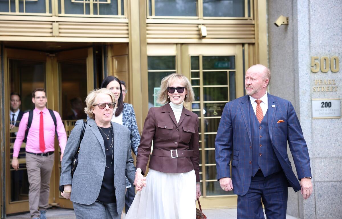 New York, NY USA - May 9 2023: E. Jean Carroll smiles as she leaves the courtroom after a jury found former President Trump liable for sexual abuse and defamation.