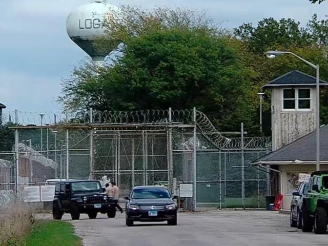 Logan Correctional Center in Lincoln, IL