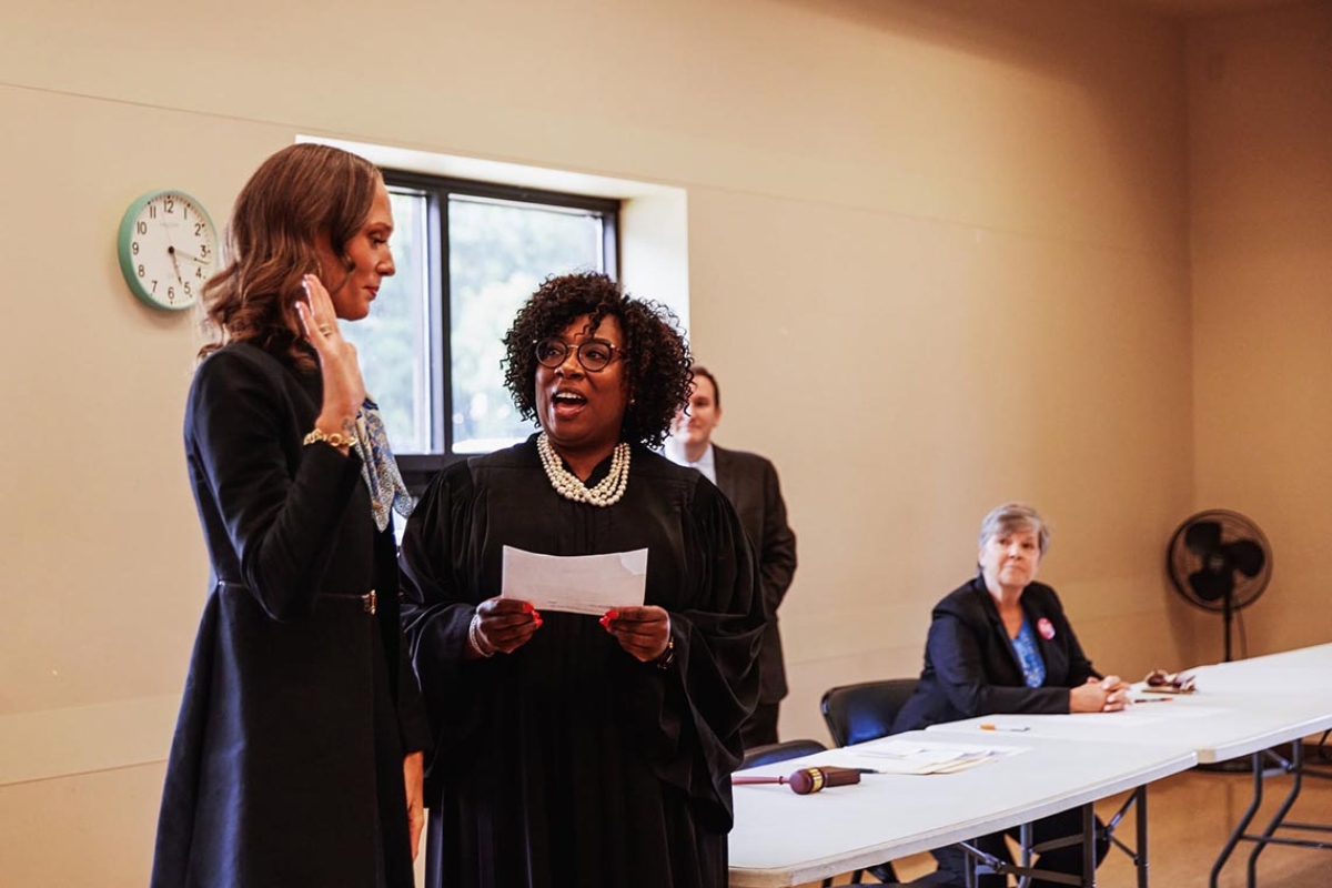 State Rep. Jessica Dixon Heitman, D-Plainfield, is sworn in after being appointed to complete the term of ex-Rep. Harry Benton and replace him on the November ballot. (Photo courtesy of the Will County Democratic Party)