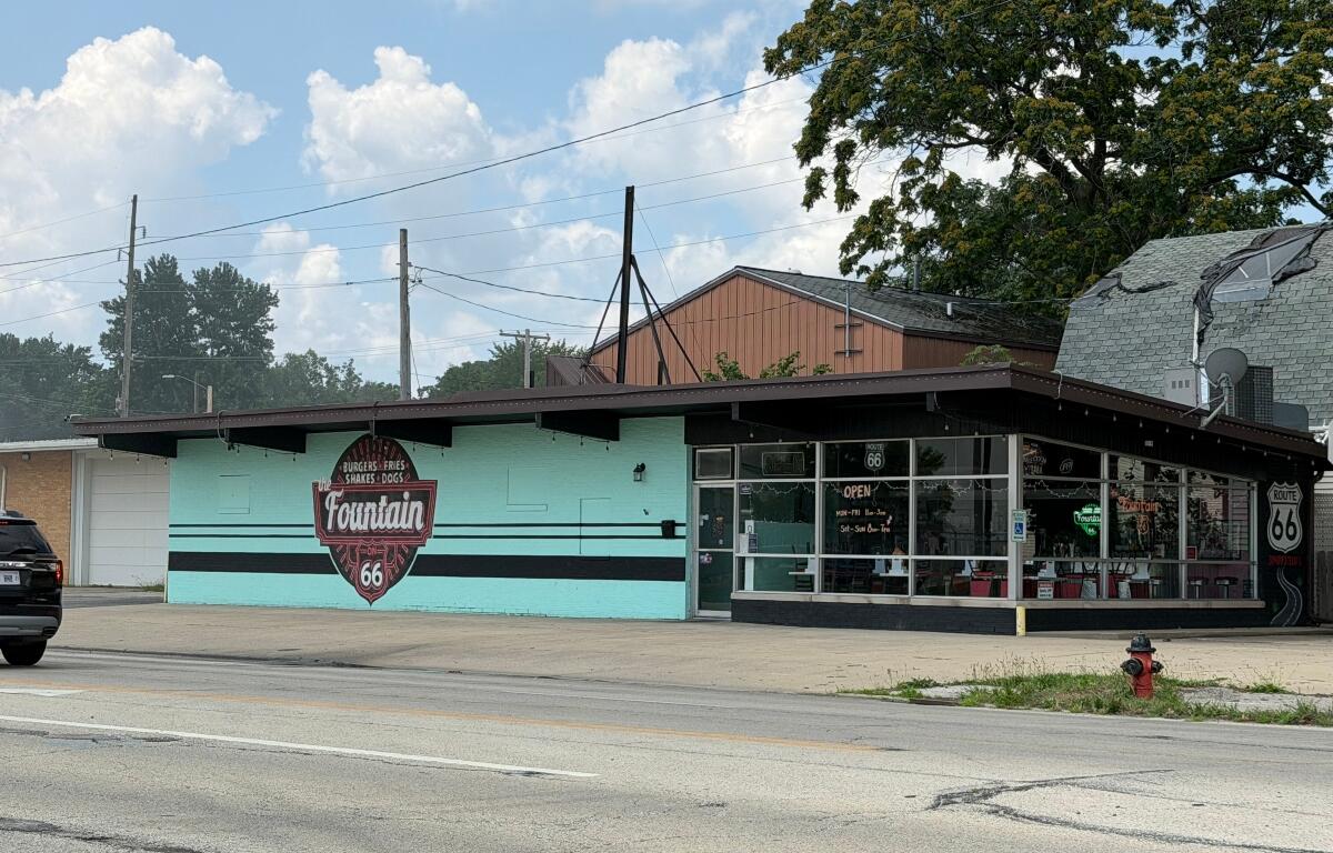 "The Fountain on 66" is now closed.