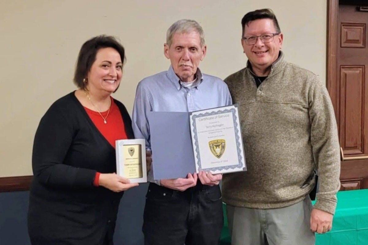 Terry Nydegger, middle