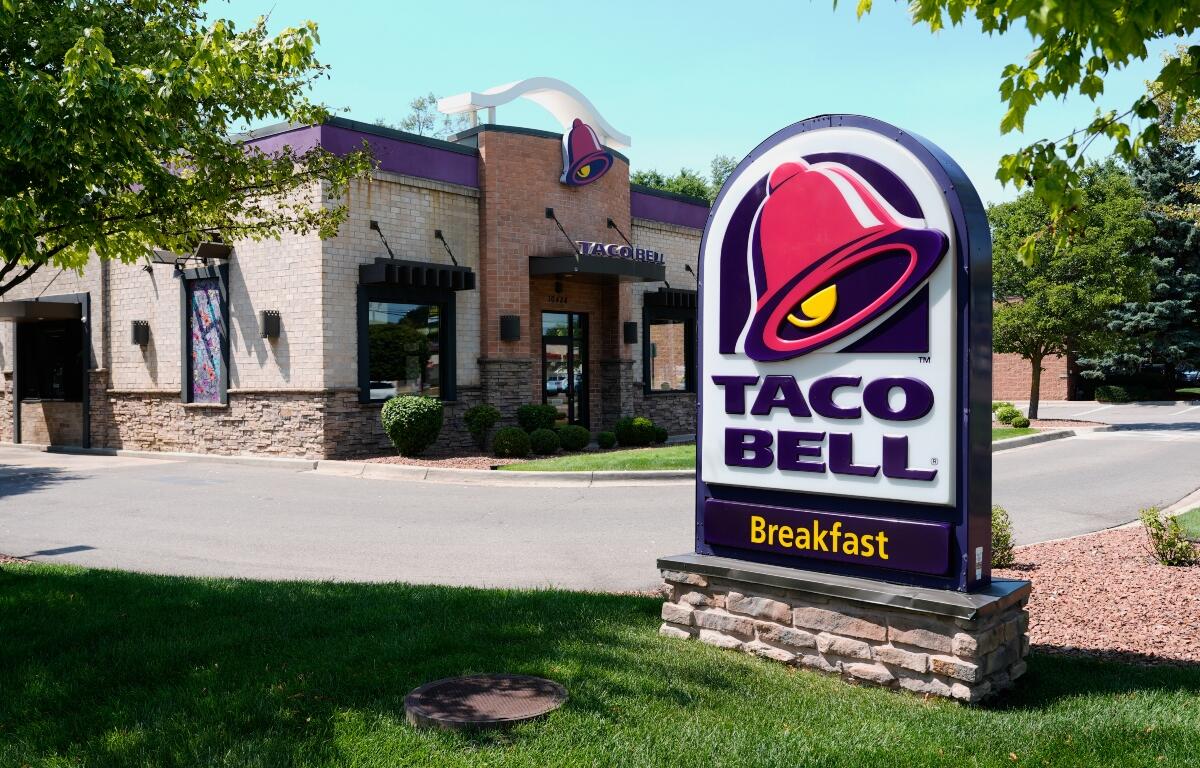A Taco Bell fast food restaurant is shown Tuesday, July 14, 2026, in Taylor, Mich. (AP Photo/Paul Sancya)