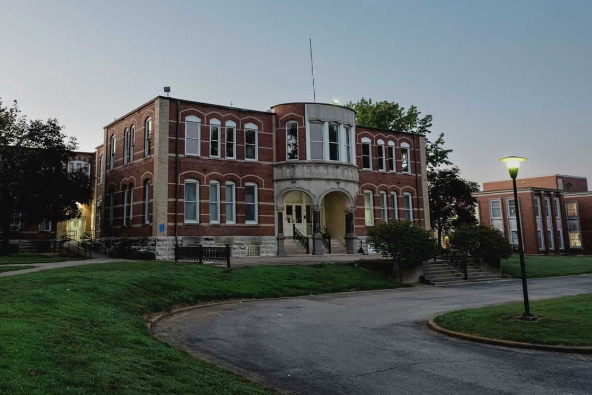 Choate Mental Health and Developmental Center (File photo by Whitney Curtis for ProPublica & Capitol News Illinois)