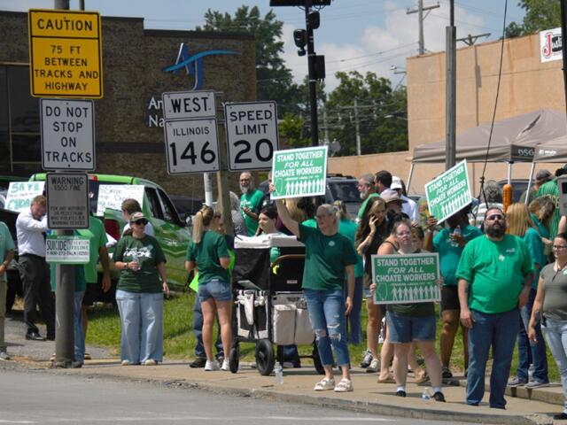 Dozens of Choate Mental Health and Developmental Center employees, union leaders and politicians flooded the streets of Anna on Tuesday to protest the Illinois Department of Human Services' plan to lay off 250 workers and significantly downsize the state-run mental health hospital. (Jackson Brandhorst/Saluki Local Reporting Lab)